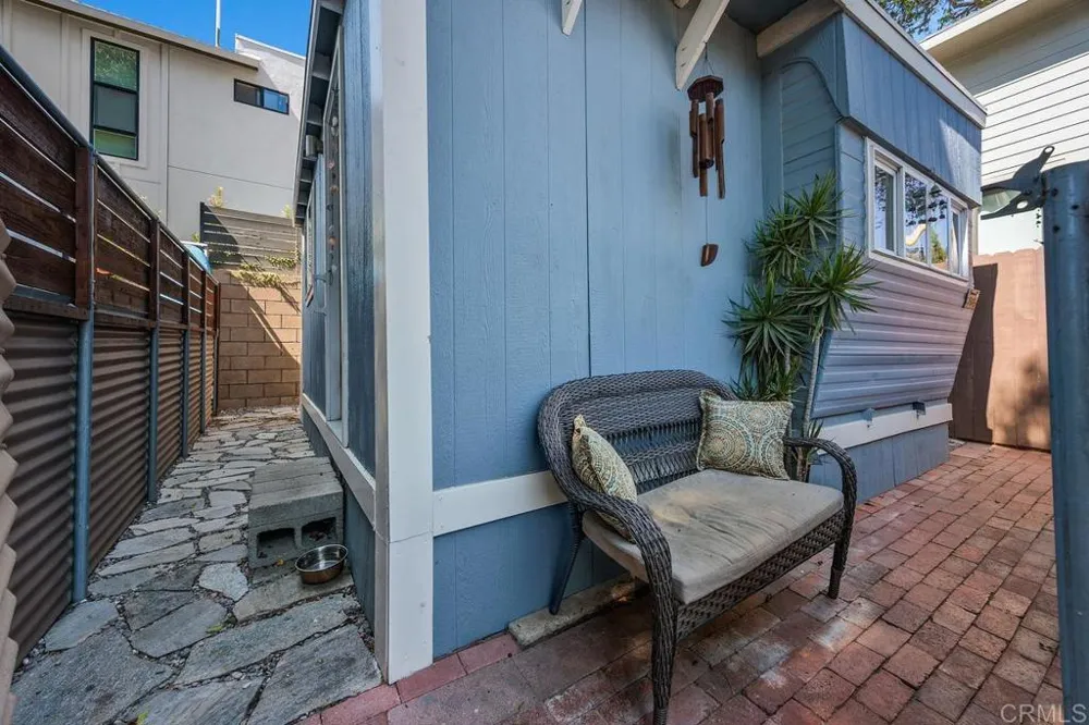 523 Vulcan #27 Encinitas, CA 92024