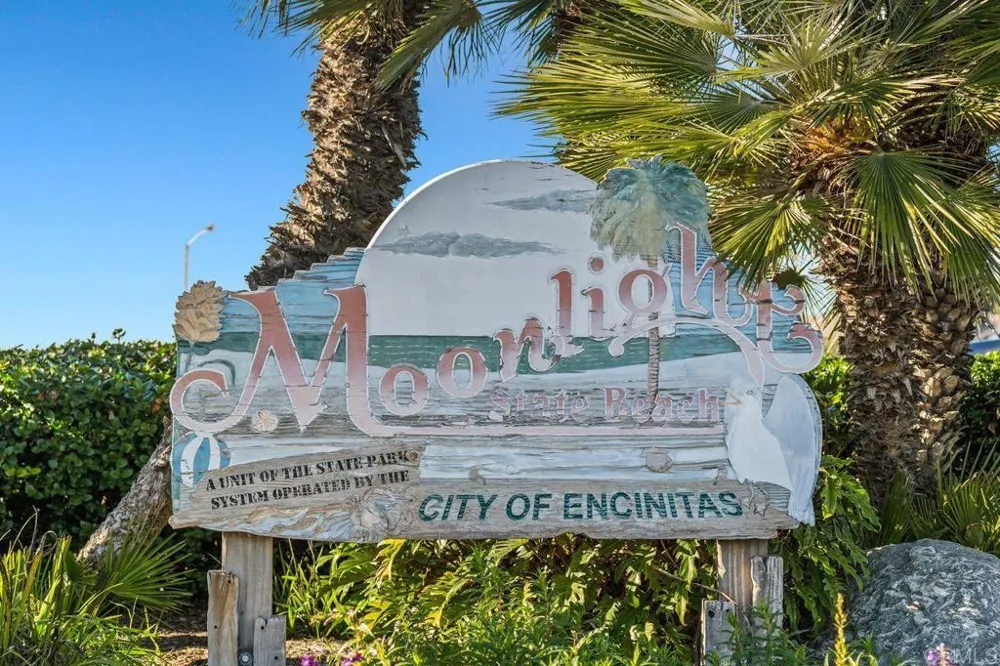 523 Vulcan #27 Encinitas, CA 92024