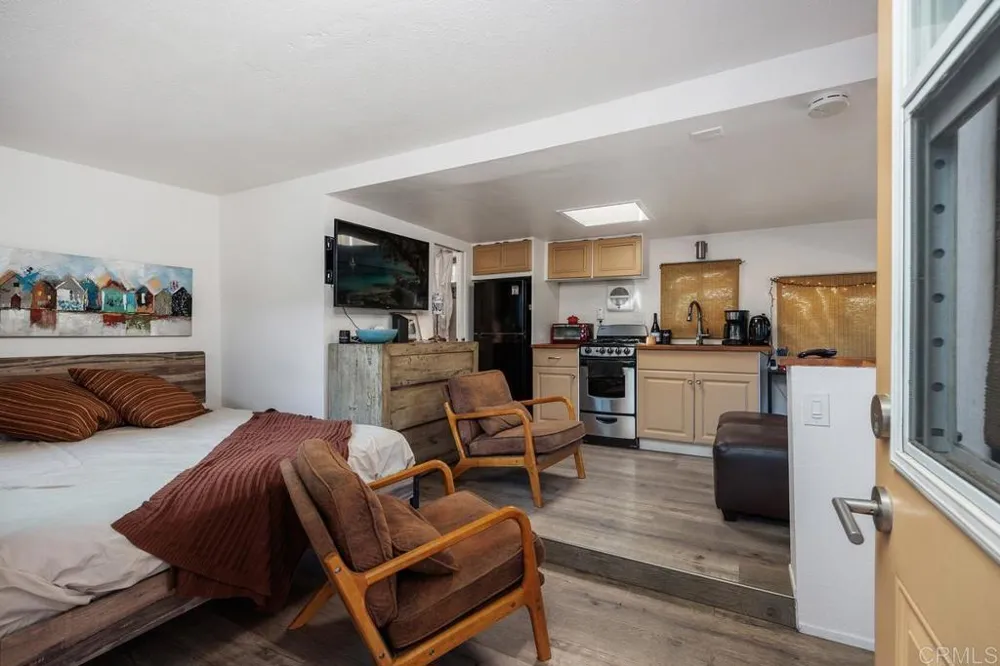 523 Vulcan #27 Encinitas, CA 92024