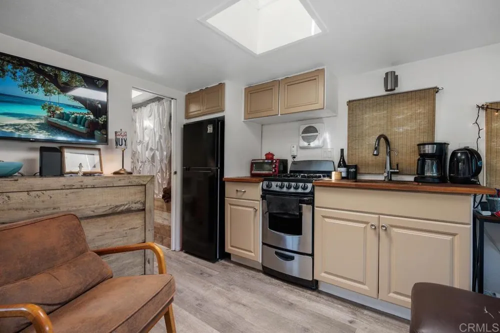 523 Vulcan #27 Encinitas, CA 92024