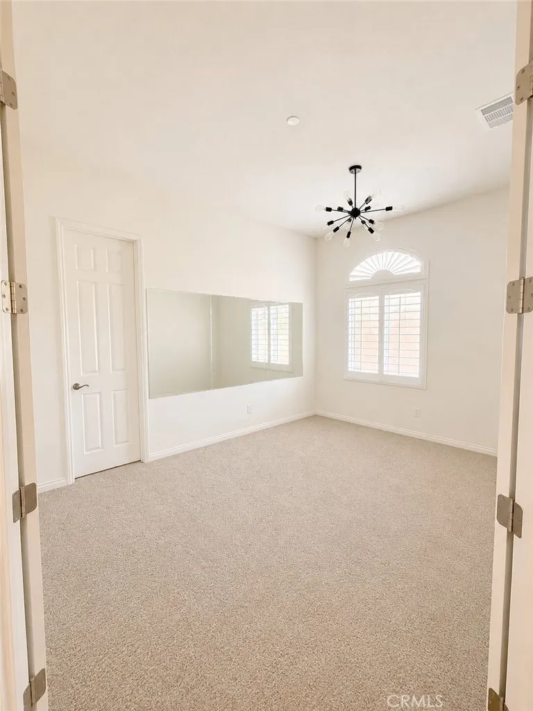 19409 Javelina Apple Valley, CA 92307
