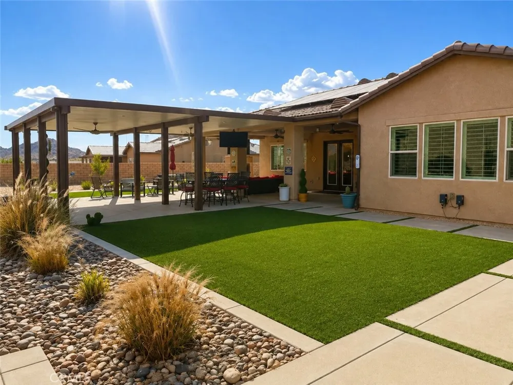 19409 Javelina Apple Valley, CA 92307