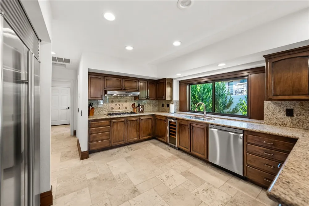 38708 Quail Ridge Murrieta, CA 92562