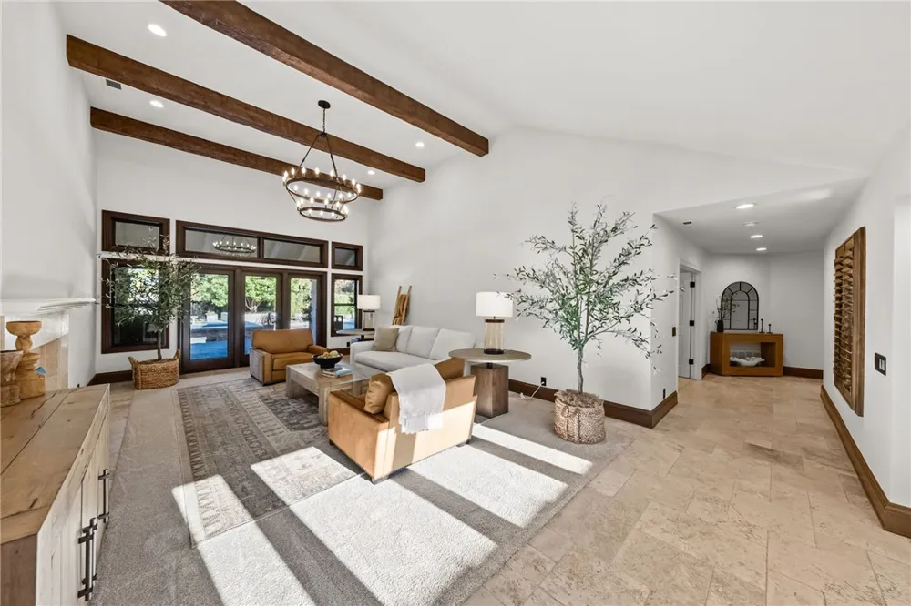 38708 Quail Ridge Murrieta, CA 92562