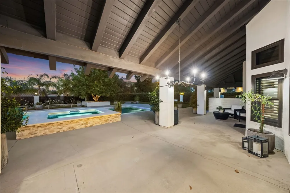 38708 Quail Ridge Murrieta, CA 92562