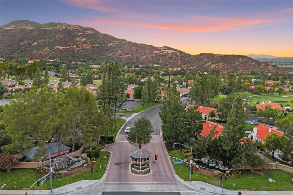 38708 Quail Ridge Murrieta, CA 92562