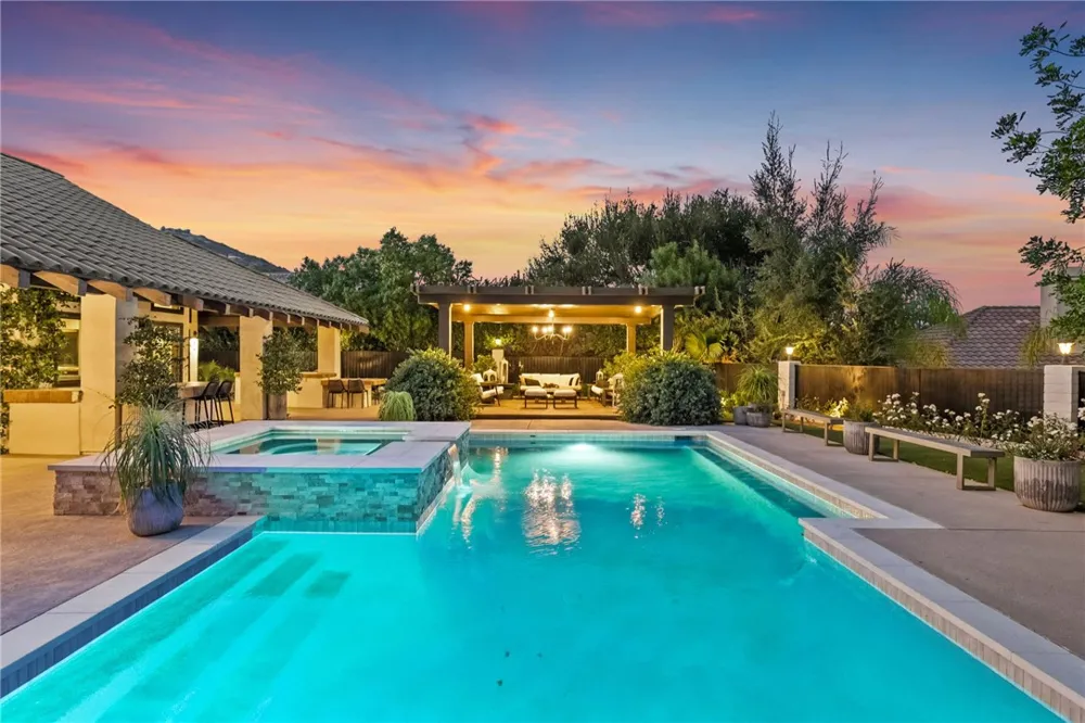 38708 Quail Ridge Murrieta, CA 92562