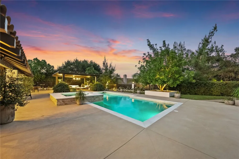 38708 Quail Ridge Murrieta, CA 92562