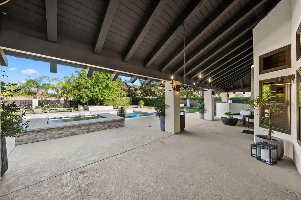 38708 Quail Ridge Murrieta, CA 92562
