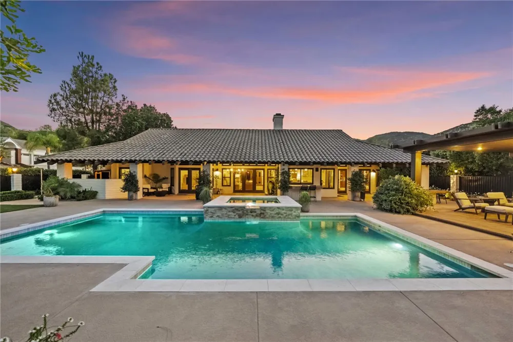 38708 Quail Ridge Murrieta, CA 92562