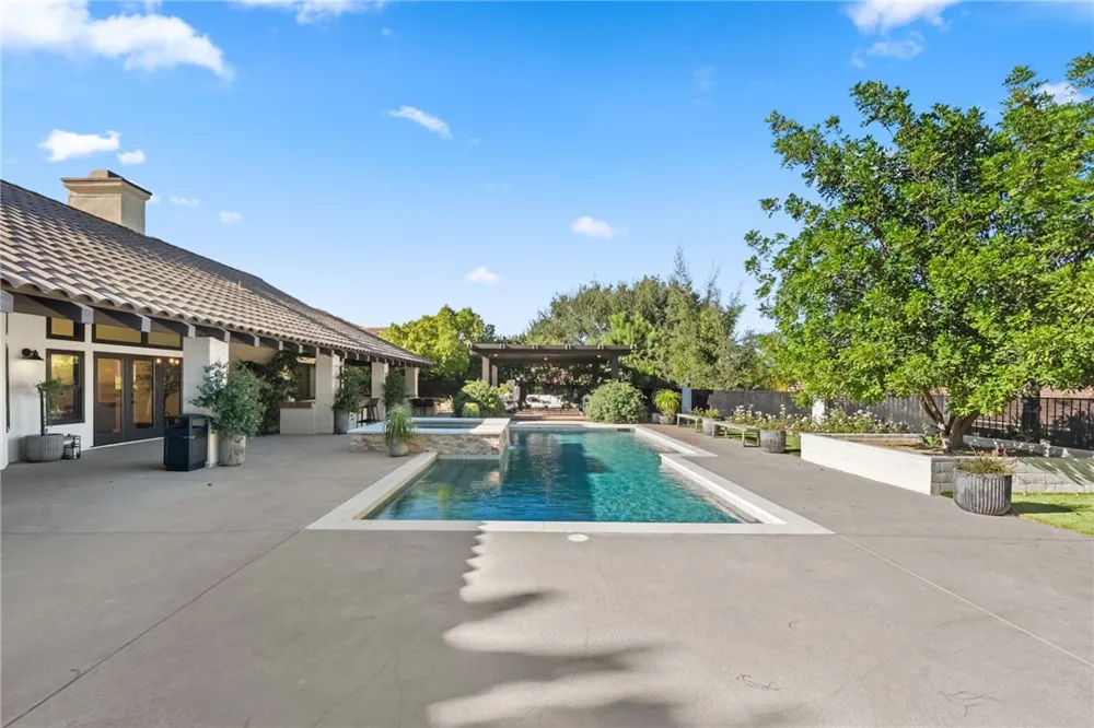 38708 Quail Ridge Murrieta, CA 92562