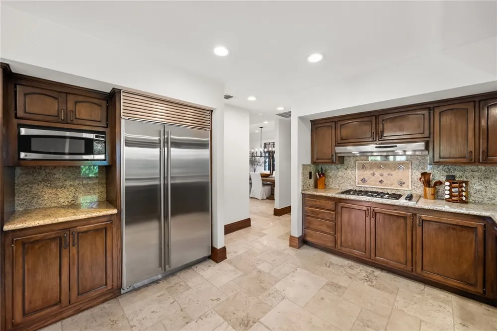 38708 Quail Ridge Murrieta, CA 92562