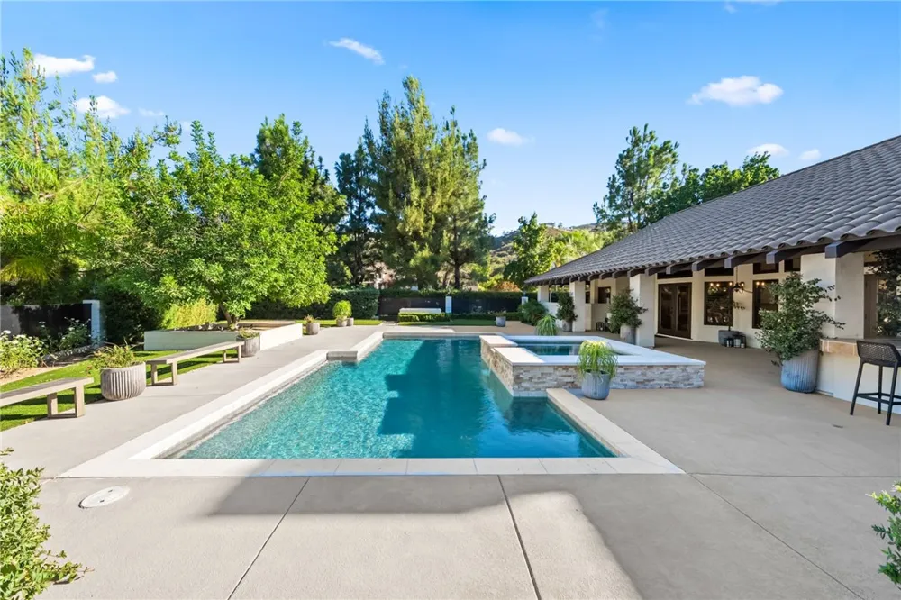 38708 Quail Ridge Murrieta, CA 92562