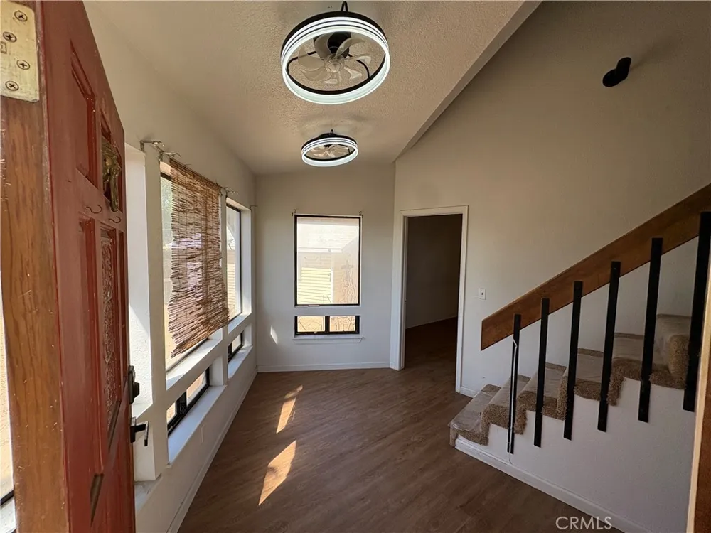 16810 Winona Street Victorville, CA 92395