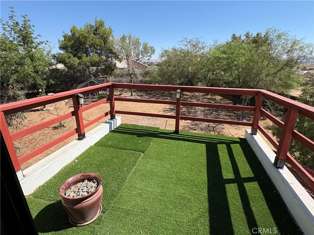 16810 Winona Street Victorville, CA 92395