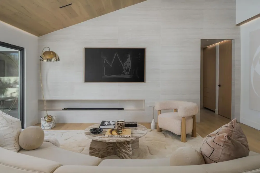 5826 Soledad Mountain Rd La Jolla, CA 92037