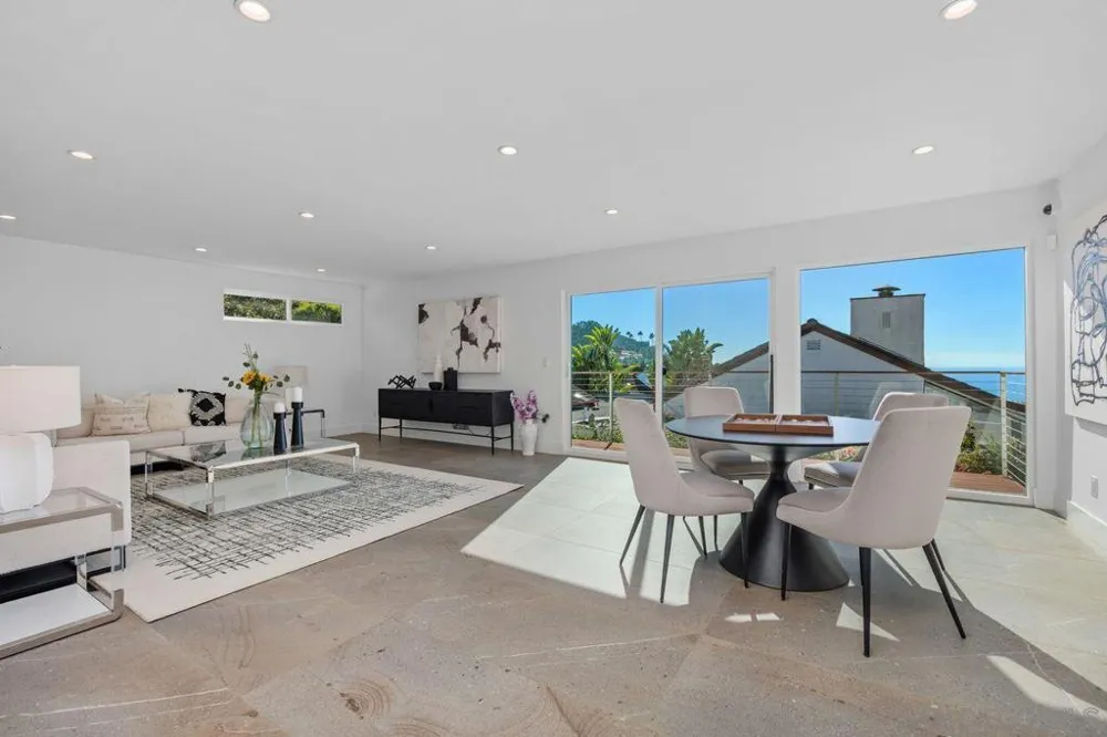 7546 Caminito Avola La Jolla, CA 92037