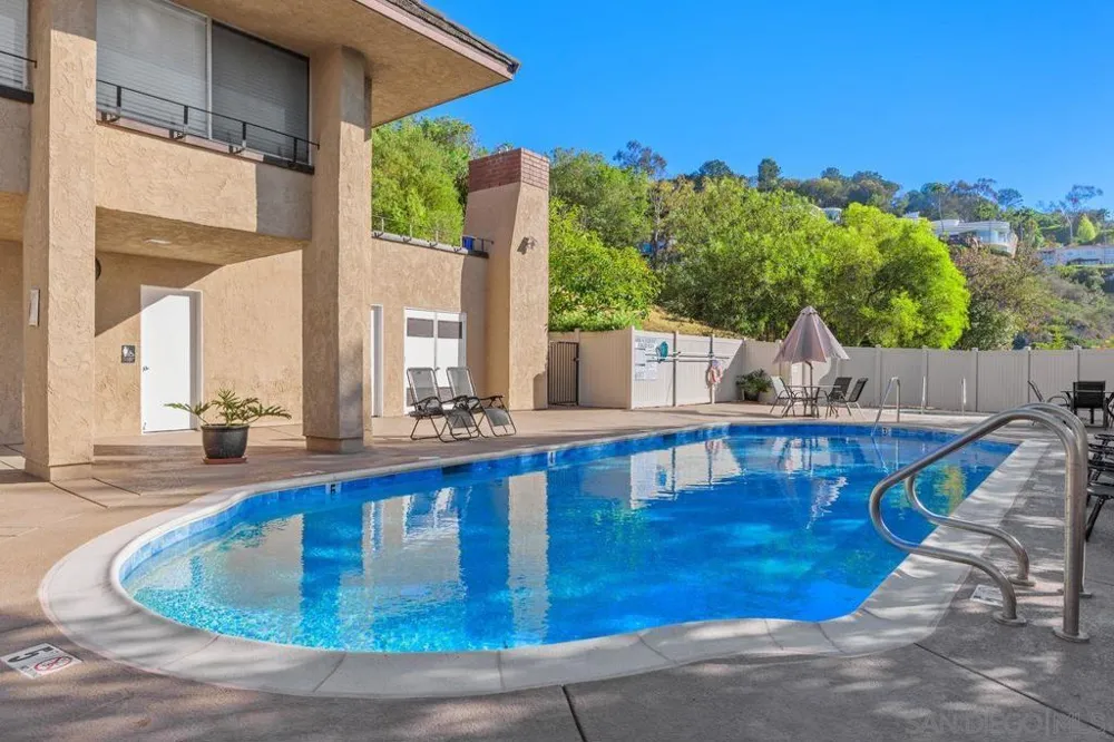 7546 Caminito Avola La Jolla, CA 92037