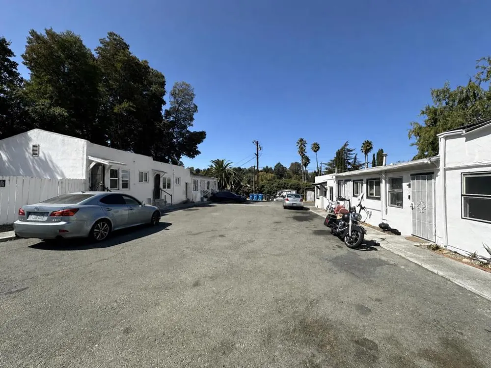 121 Lincoln Road Vallejo, CA 94590