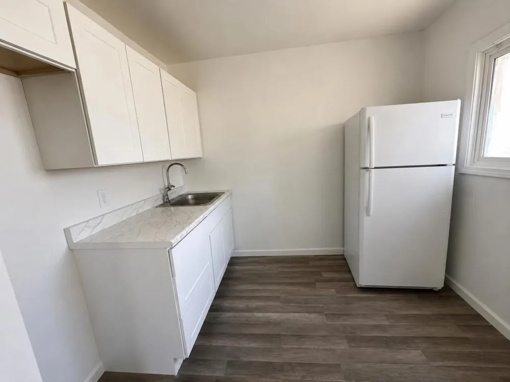 121 Lincoln Road Vallejo, CA 94590