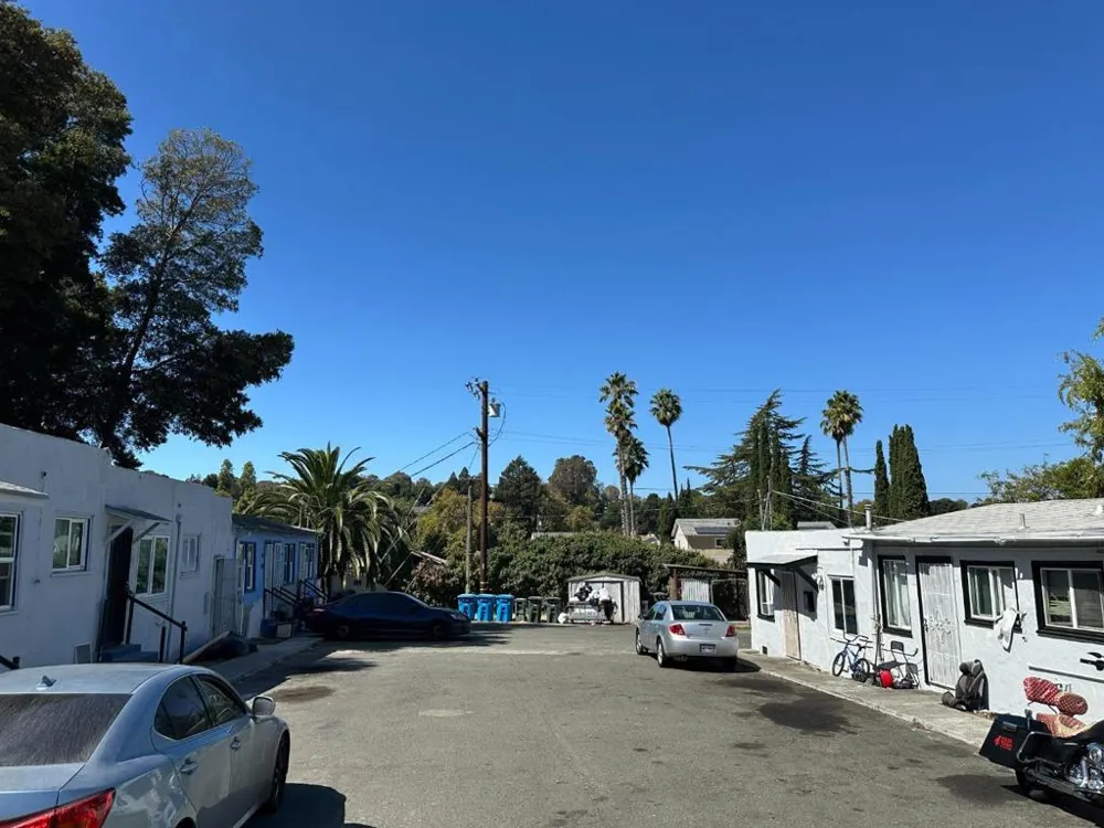 121 Lincoln Road Vallejo, CA 94590