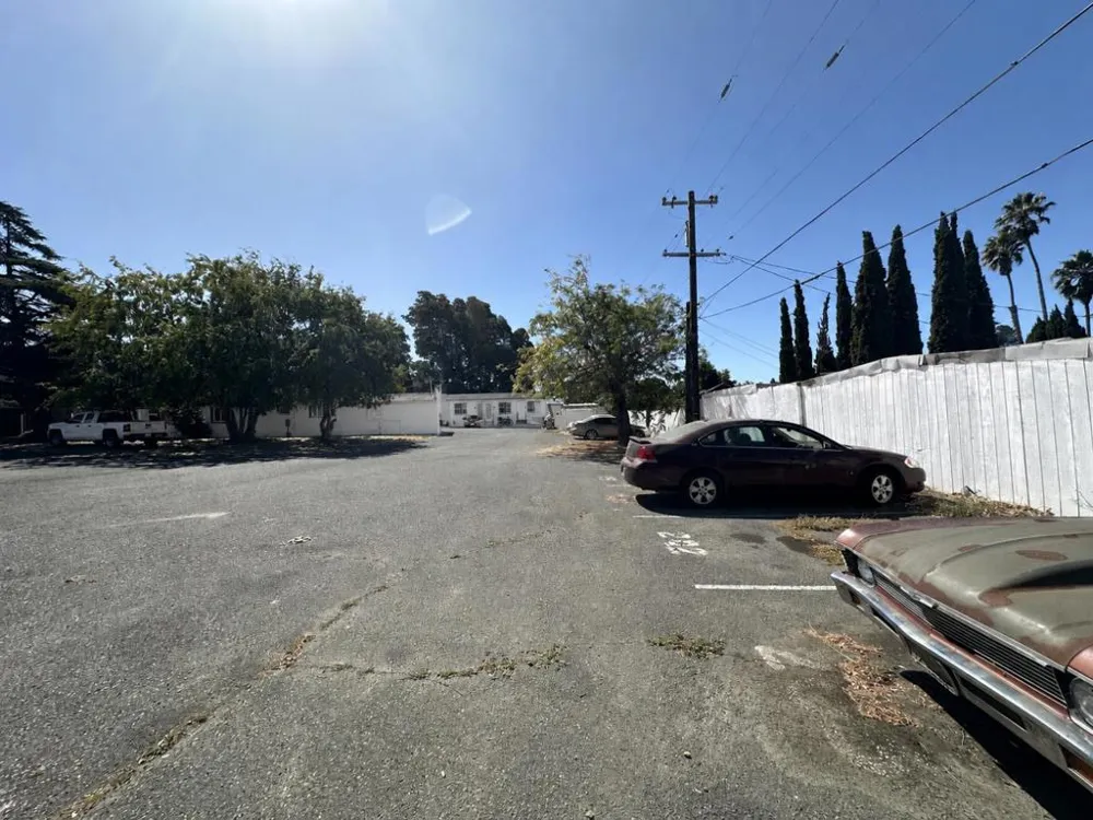 121 Lincoln Road Vallejo, CA 94590
