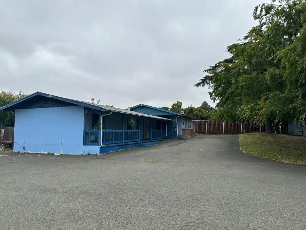 121 Lincoln Road Vallejo, CA 94590