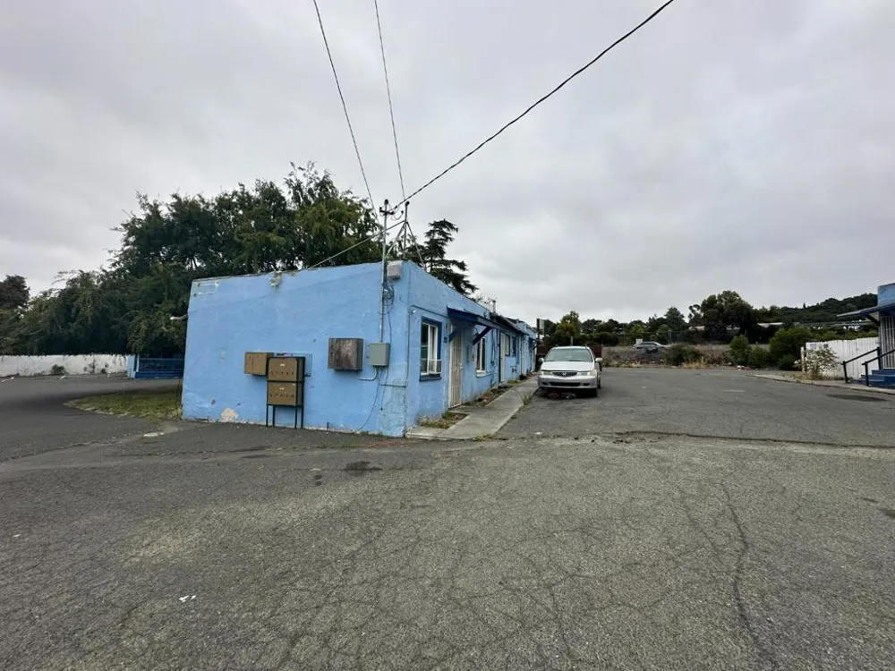 121 Lincoln Road Vallejo, CA 94590