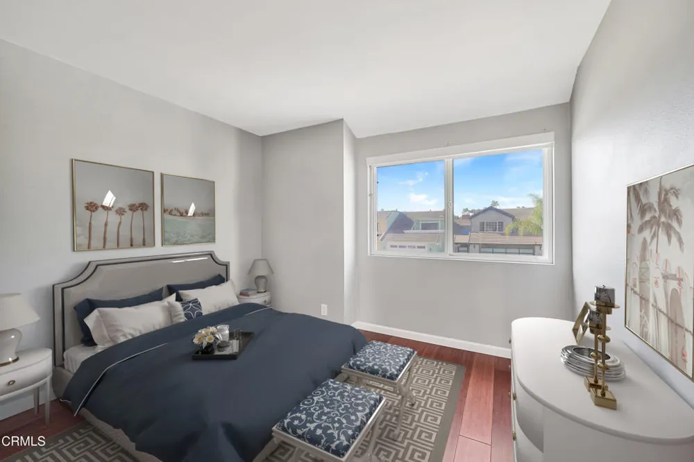 2010 Kingsbridge Way Oxnard, CA 93035