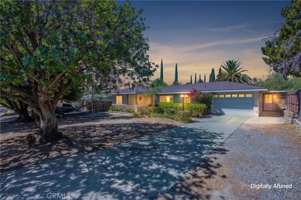 1739 Alessandro Banning, CA 92220