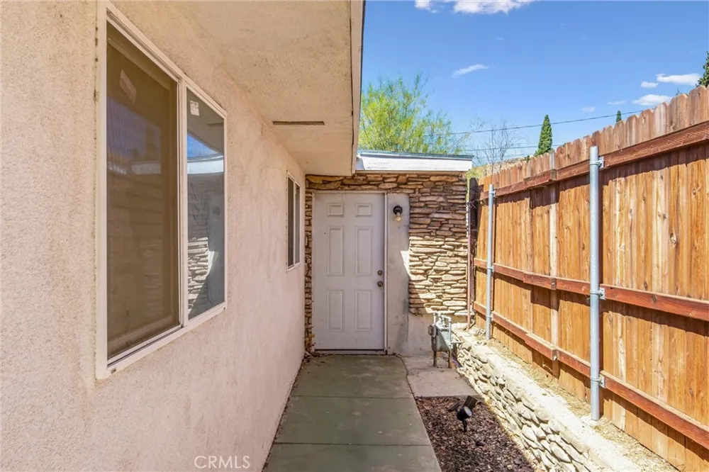 1739 Alessandro Banning, CA 92220