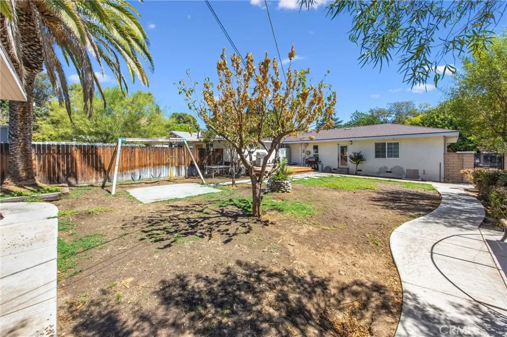 1739 Alessandro Banning, CA 92220