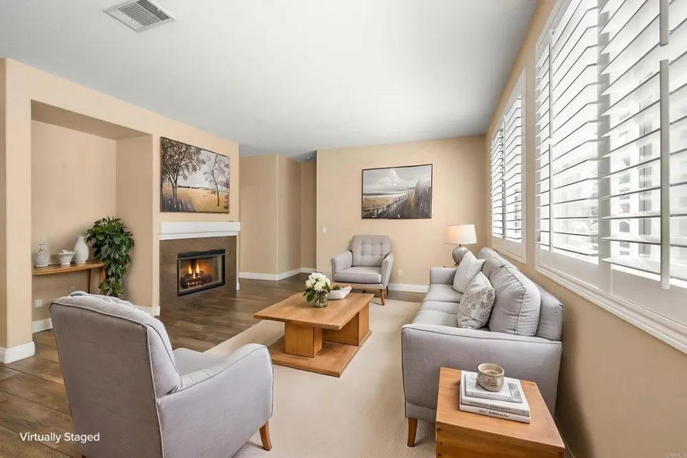 943 Manteca Drive Oceanside, CA 92057