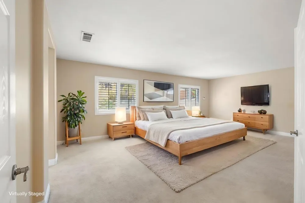 943 Manteca Drive Oceanside, CA 92057