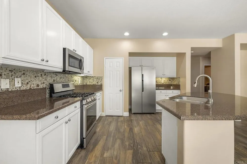 943 Manteca Drive Oceanside, CA 92057