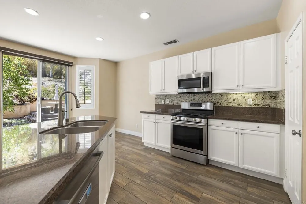 943 Manteca Drive Oceanside, CA 92057