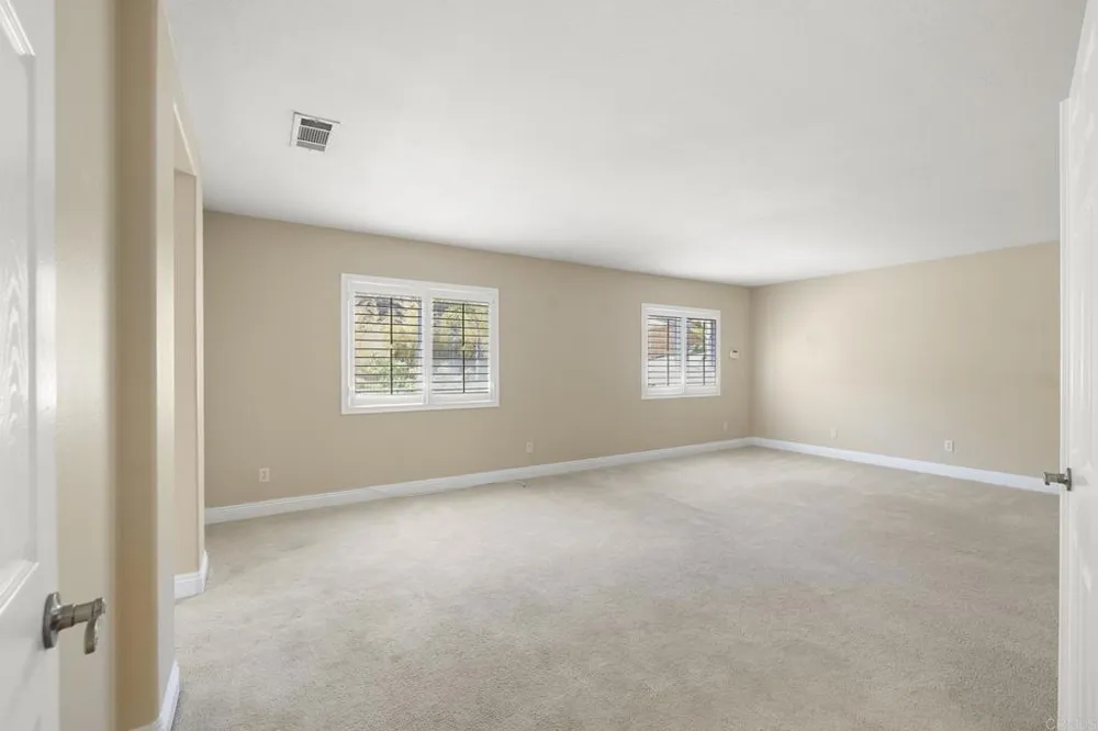 943 Manteca Drive Oceanside, CA 92057