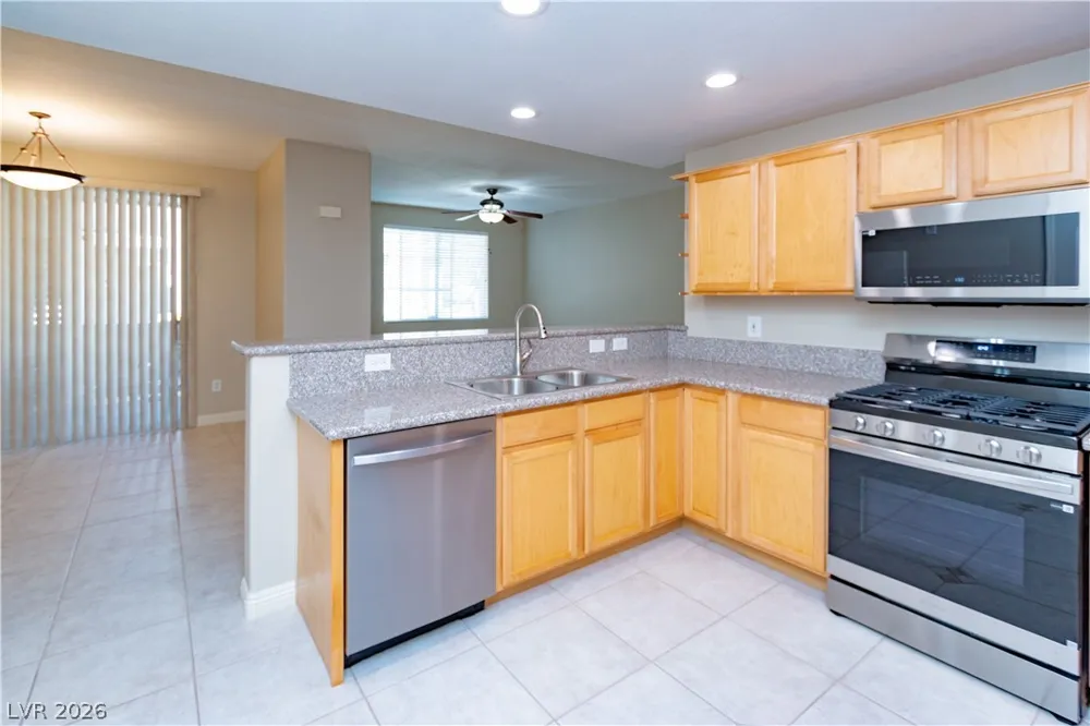 2325 Windmill Parkway #1214 Henderson, NV 89074