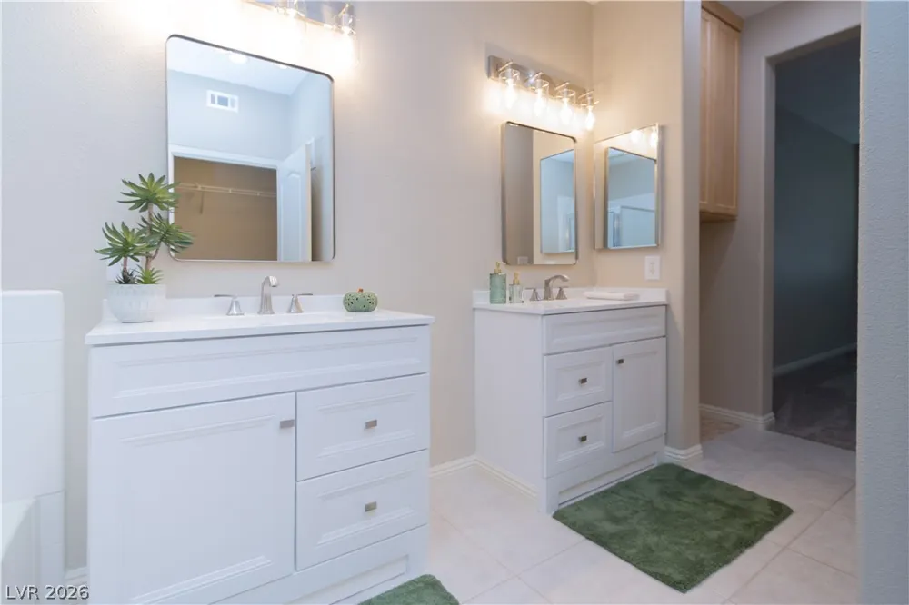 2325 Windmill Parkway #1214 Henderson, NV 89074