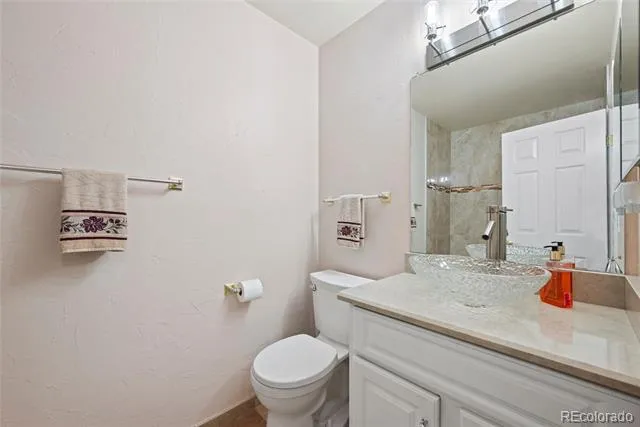 4 Shetland Court Highlands Ranch, CO 80130