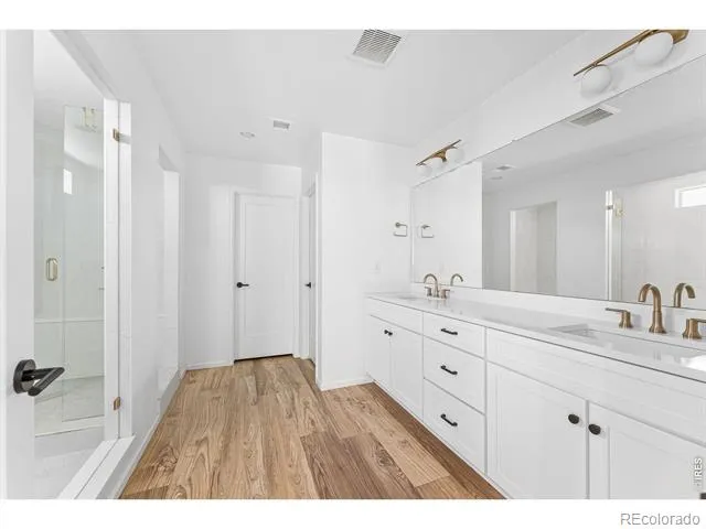 7281 S Vandriver Way Aurora, CO 80016