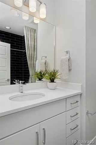 3213 W Frances Walsh Place Denver, CO 80236