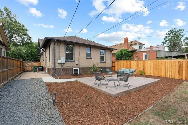 2940 Grove Street Denver, CO 80211