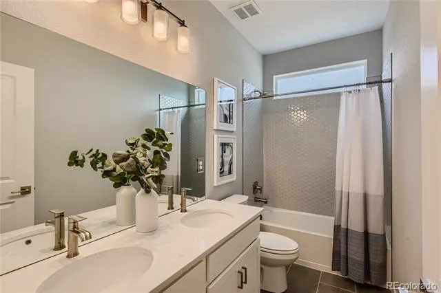 46426 Heritage Avenue Bennett, CO 80102