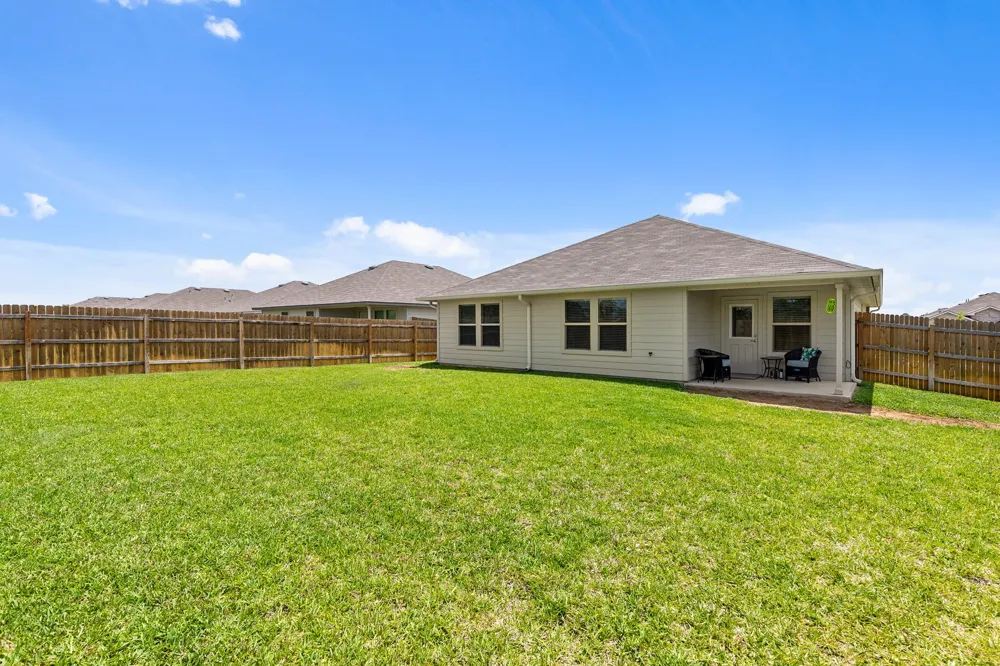 6929 Guadalupe Road China Spring, TX 76633