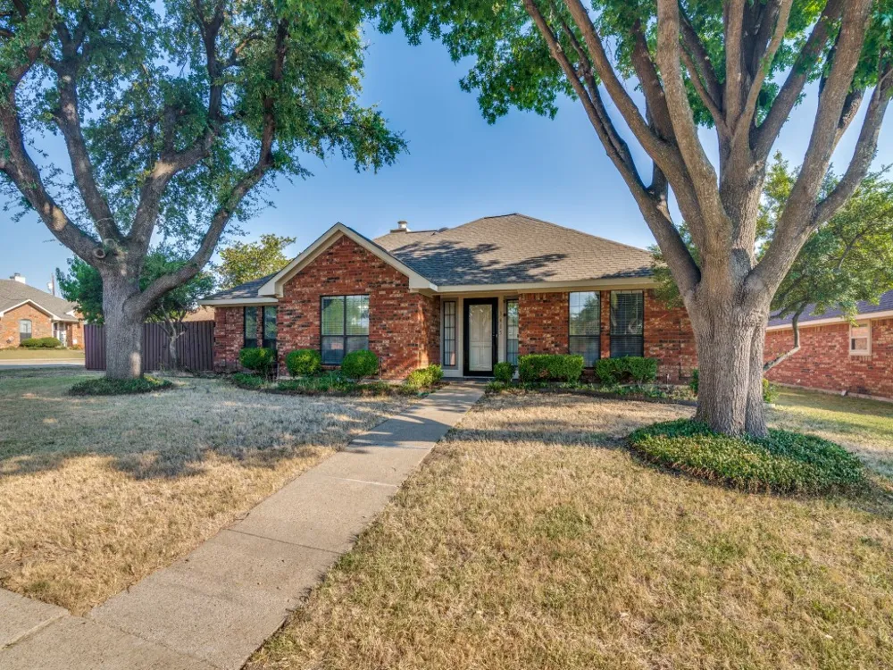 3405 Blossom Drive Sachse, TX 75048