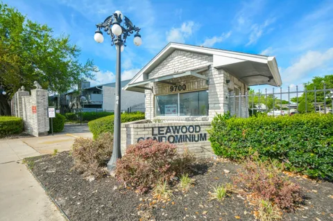 9700 Leawood Boulevard #1601