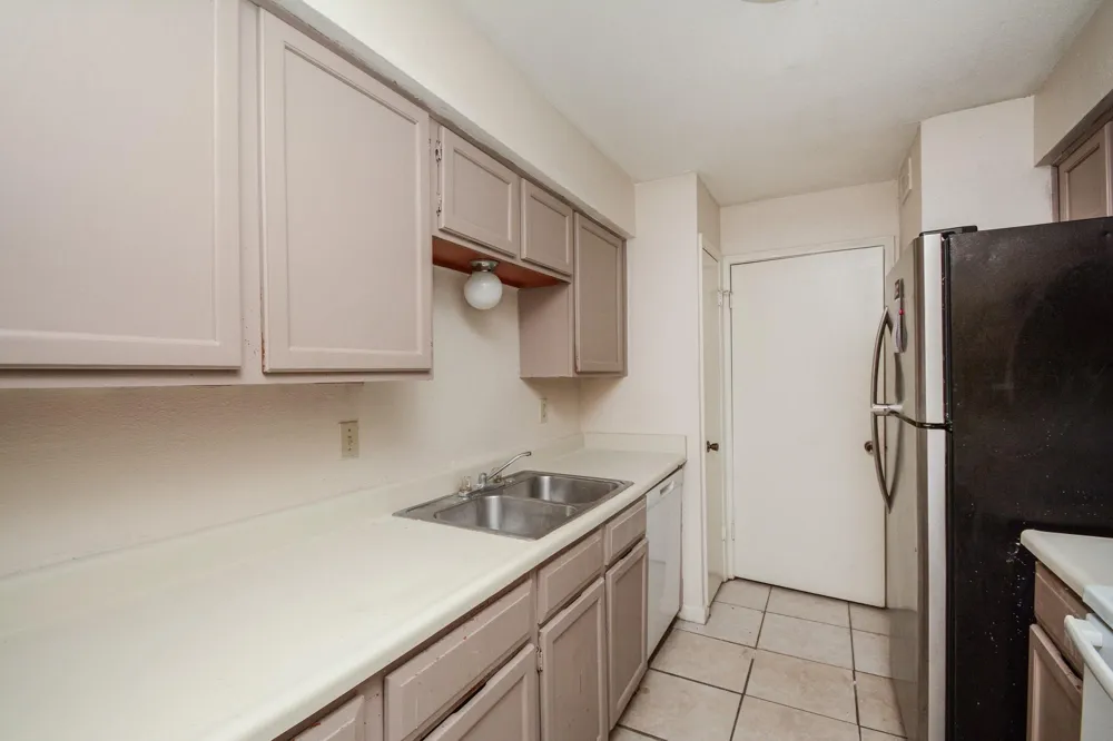 9700 Leawood Boulevard #1601 Houston, TX 77099