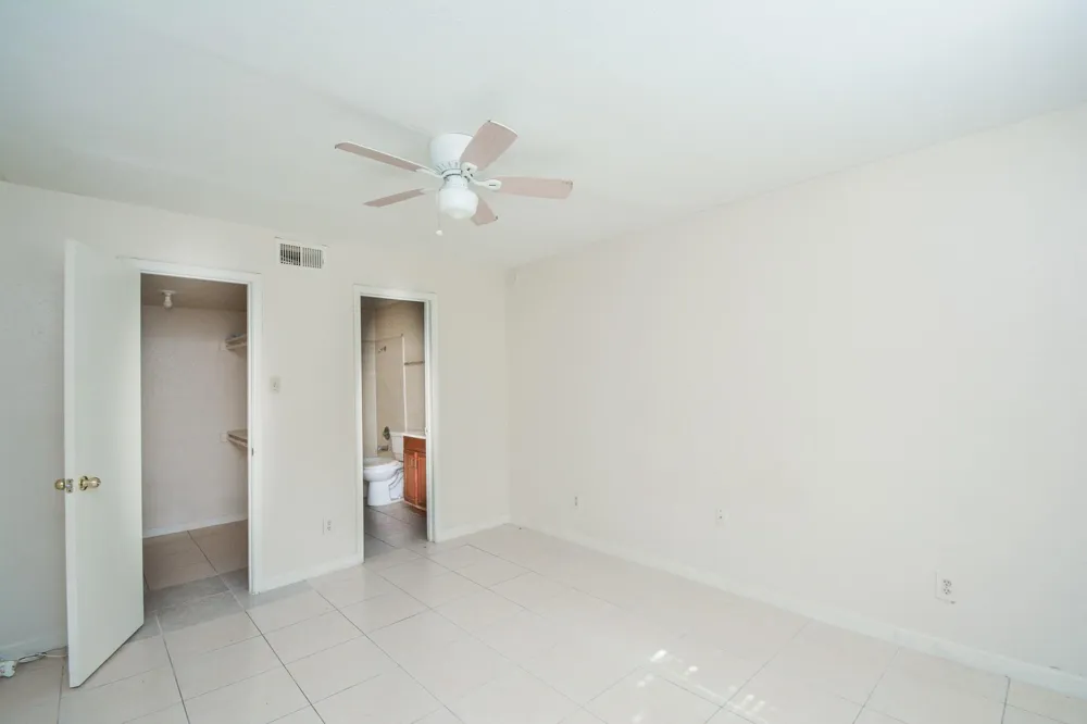9700 Leawood Boulevard #1601 Houston, TX 77099