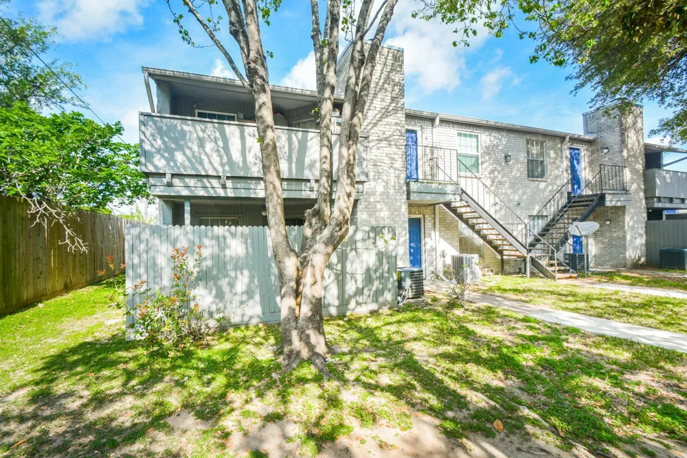 9700 Leawood Boulevard #1601 Houston, TX 77099